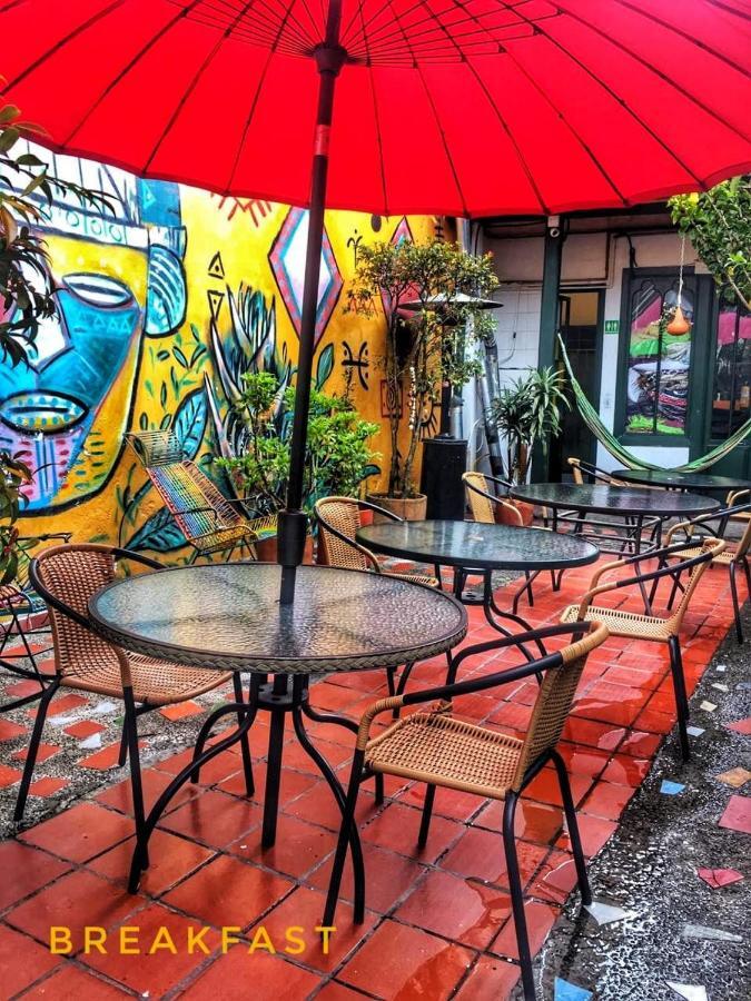 Hostal Sue Candelaria Bogotá Exteriör bild